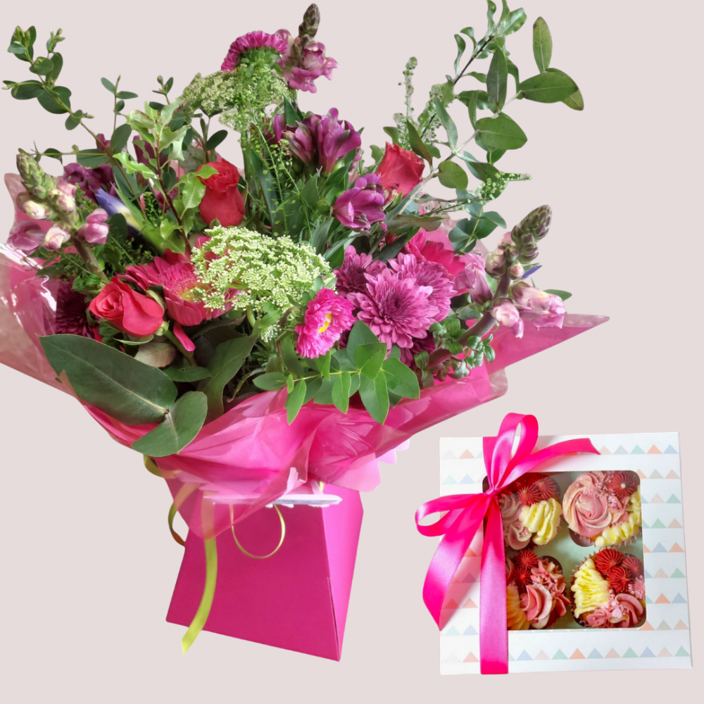 Pink Bouquet and Cupcakes